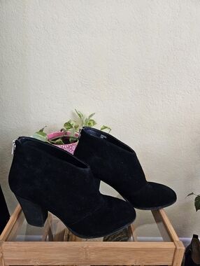 Ann Taylor Women's Black Suede Ankle Booties - Classic Block Heel